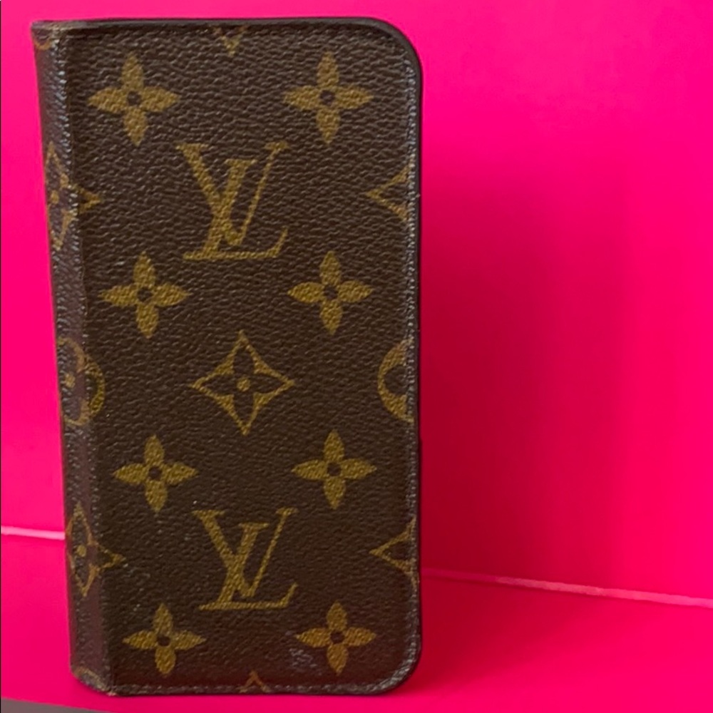 Louis Vuitton iPhone X case with box